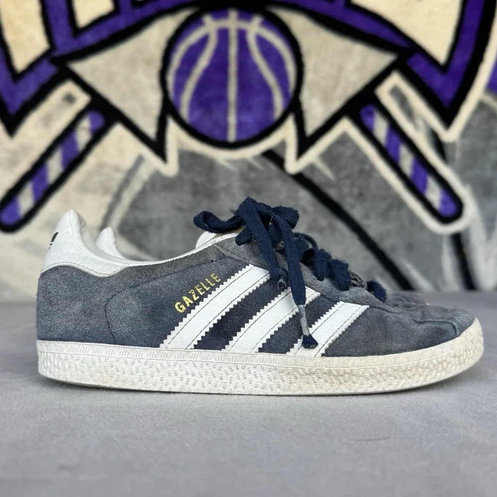 Size 2y‎ - adidas Gazelle C Collegiate Navy White Unisex Little Kids BY9162
